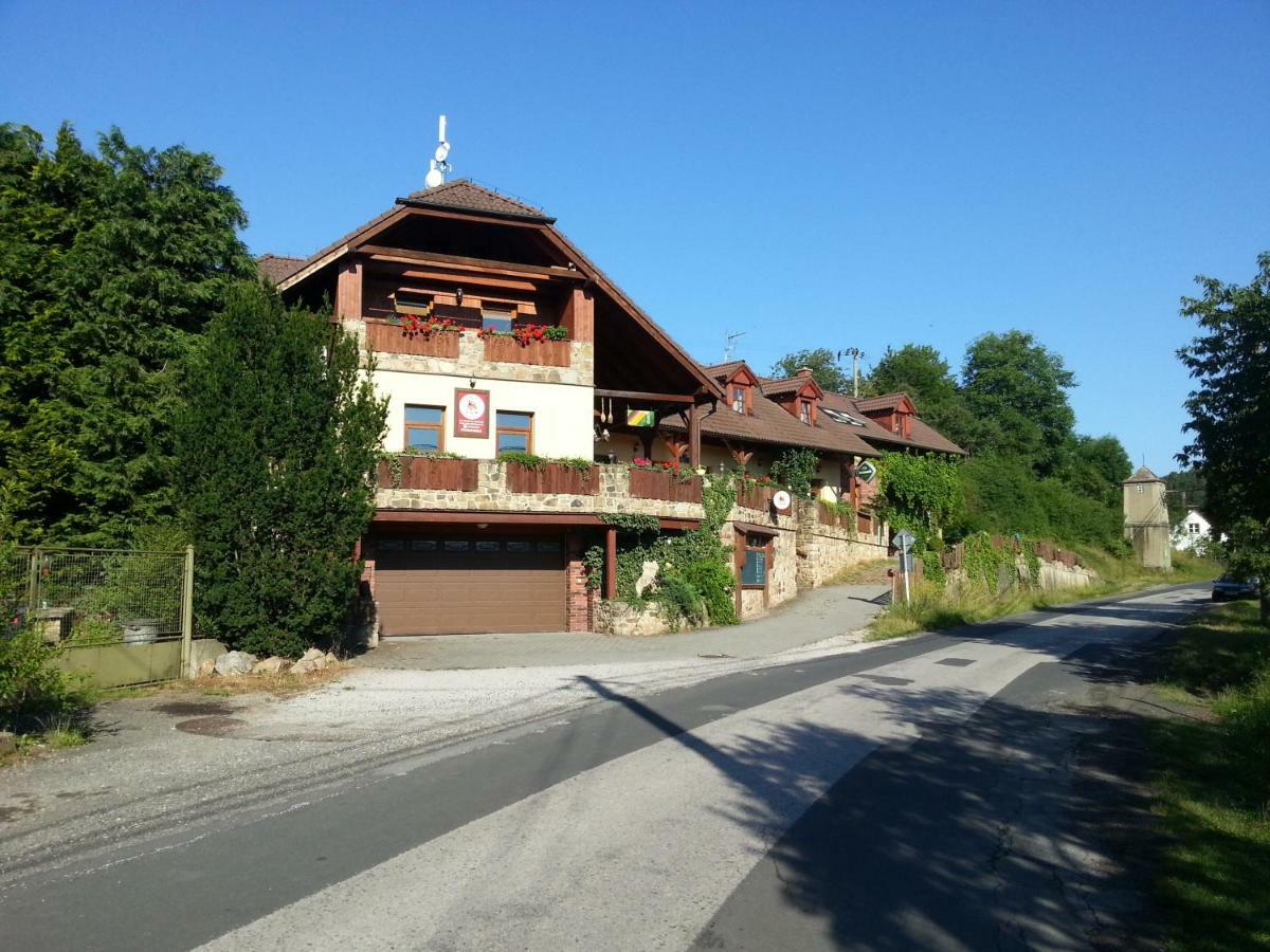 Ubytovani Steak-Hredle Hotel Eksteriør billede